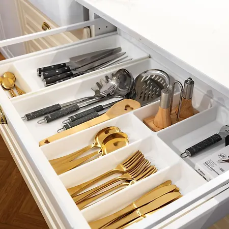 Marianna's Old Town *