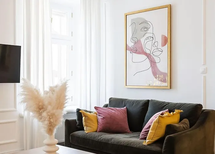 Marianna's Old Town Apartment *